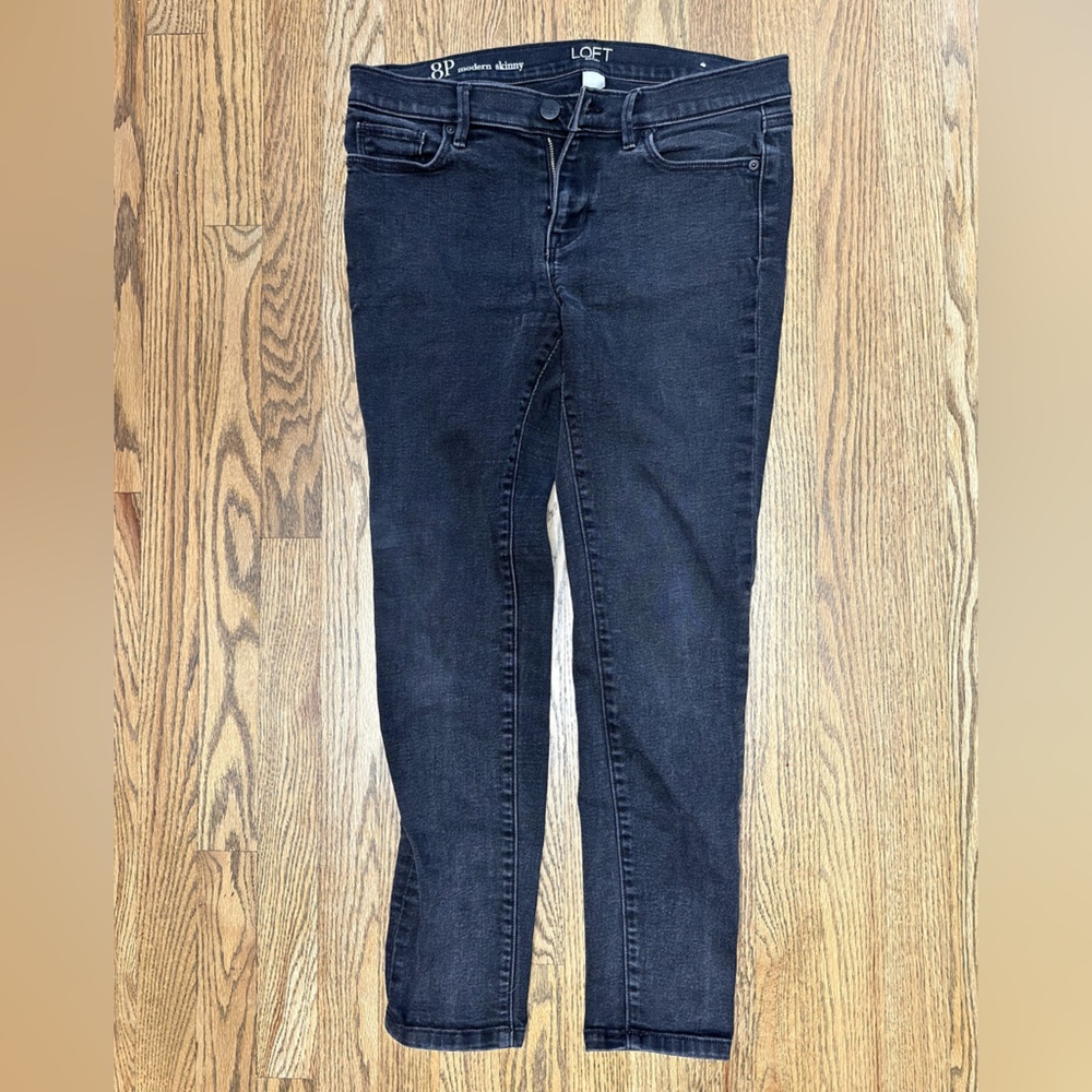 LOFT Women's charcoal grey Skinny Jeans
